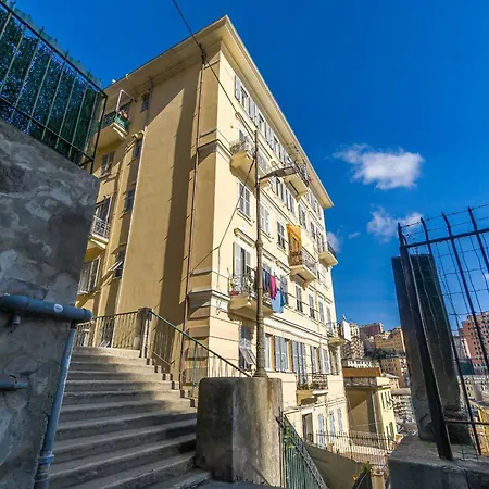 Guesthost - La Fortuna Roomy & Panoramic Balcony Διαμέρισμα *