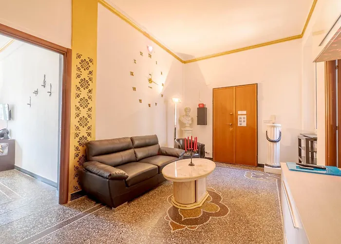 Guesthost - La Fortuna Roomy & Panoramic Balcony Apartman *